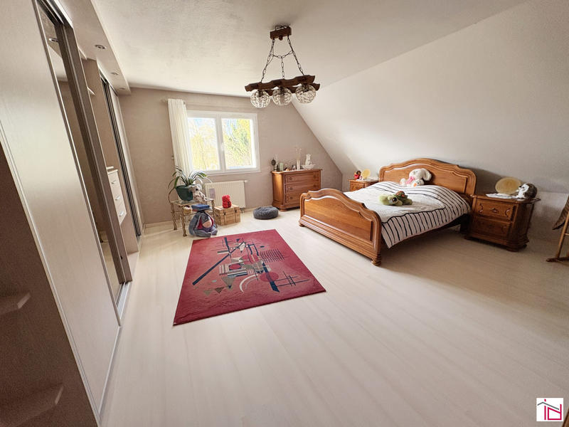 Maison - 152 m² - 6 pièces