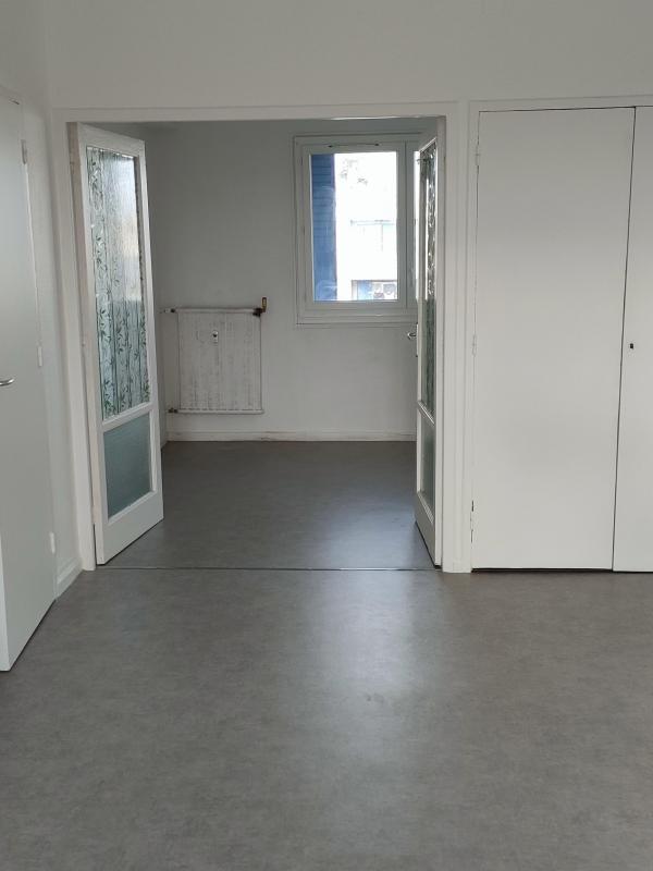 Appartement - 81 m² - 4 pièces