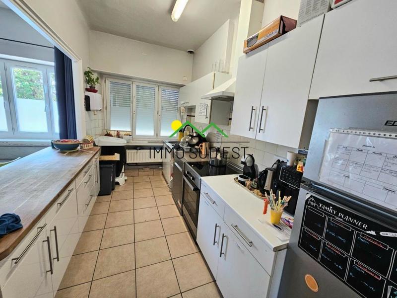 Maison - 252 m² - 10 pièces