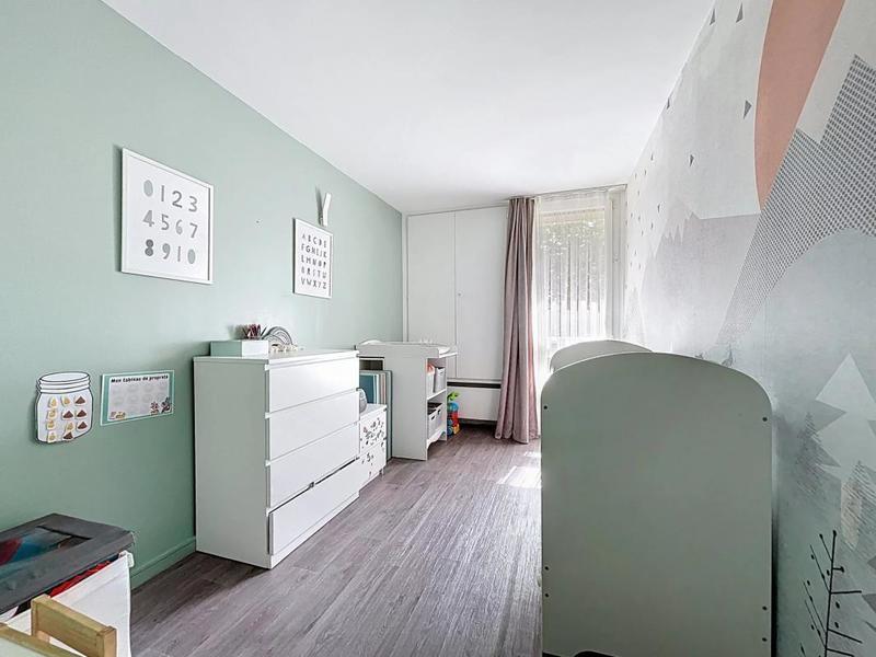 Appartement - 82 m² - 4 pièces