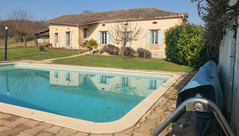 Maison - 200 m² - 7 pièces