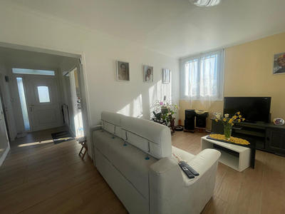 Maison - 141 m² - 6 pièces