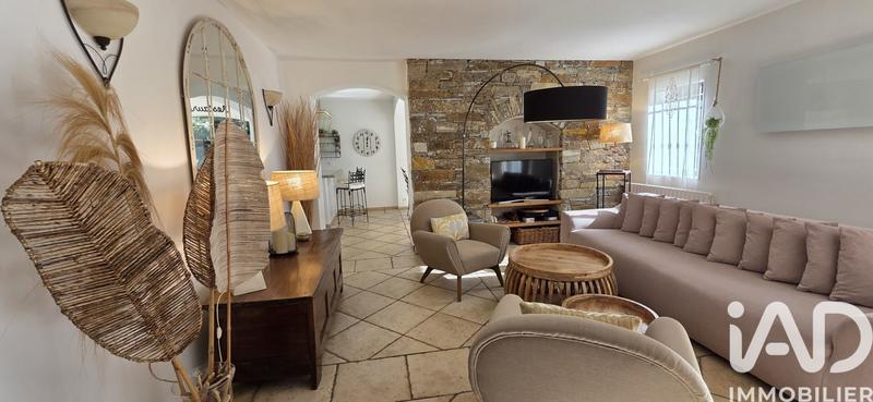 Maison - 167 m² - 8 pièces