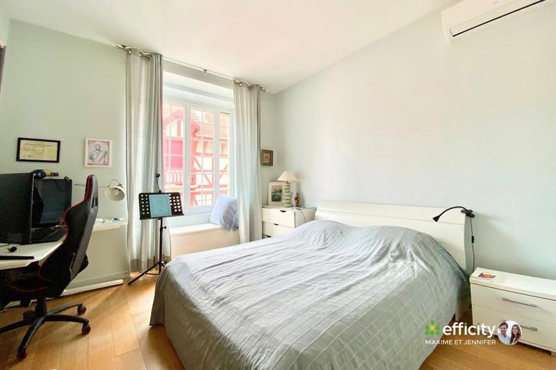 Appartement - 136 m² - 4 pièces