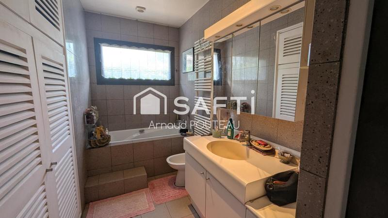 Maison - 120 m² - 4 pièces