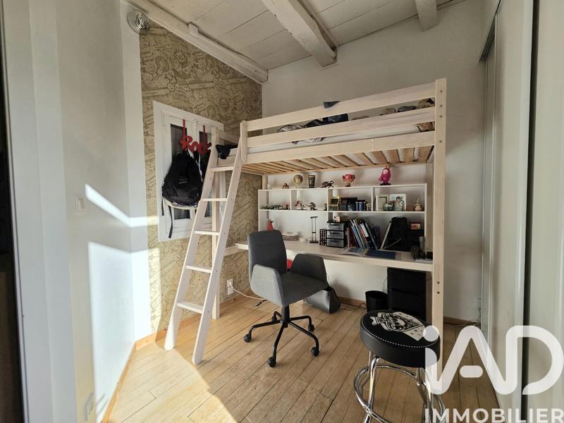 Maison - 294 m² - 10 pièces