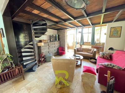Maison - 135 m² - 4 pièces