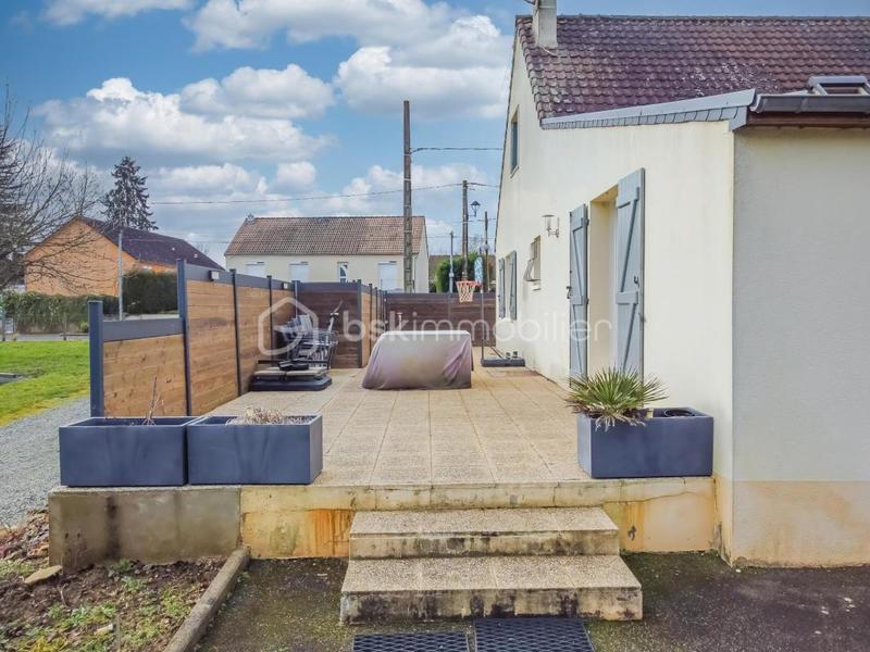 Maison traditionnelle - 139 m² - 5 pièces