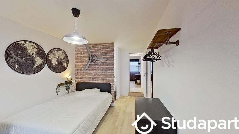 Chambre - 12 m² - 1 pièce