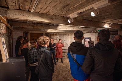 Visite signée de l'exposition "Panser en société"