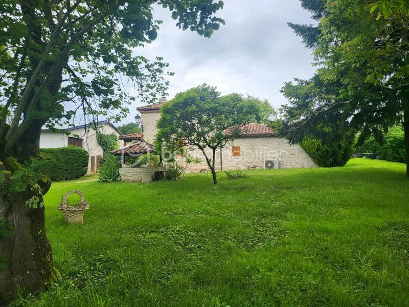 Maison en pierre - 118 m² - 4 pièces