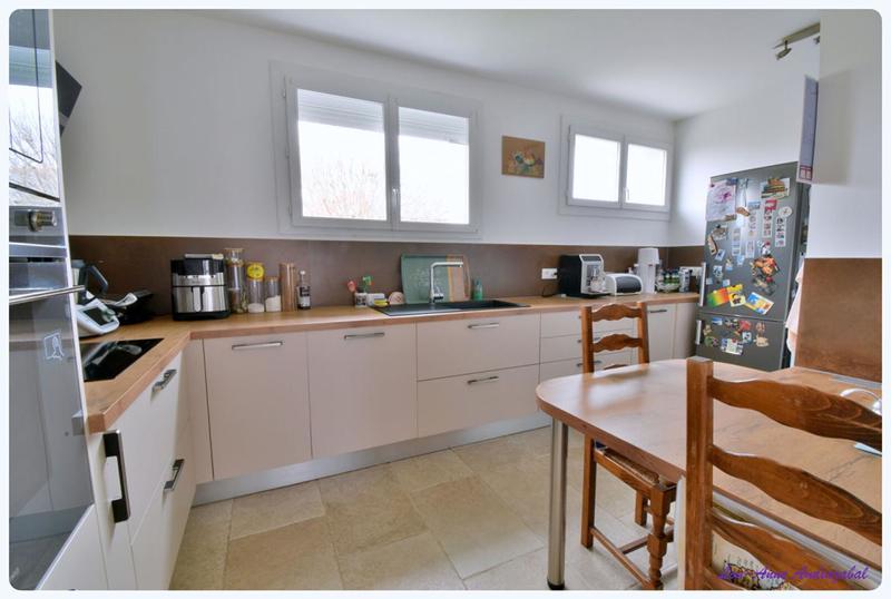 Maison - 97 m² - 4 pièces