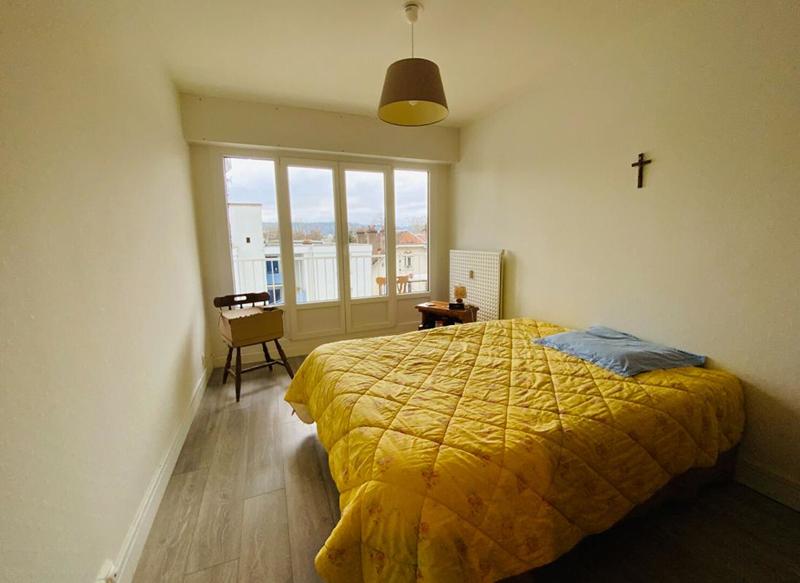 Appartement - 95 m² - 4 pièces