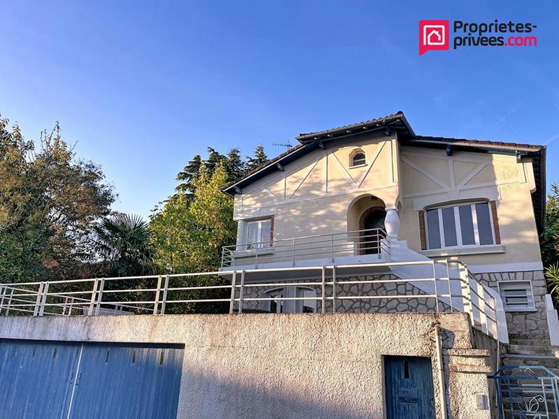 Maison - 171 m² - 6 pièces