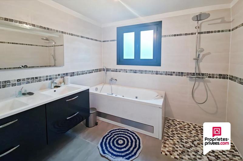 Maison - 175 m² - 7 pièces