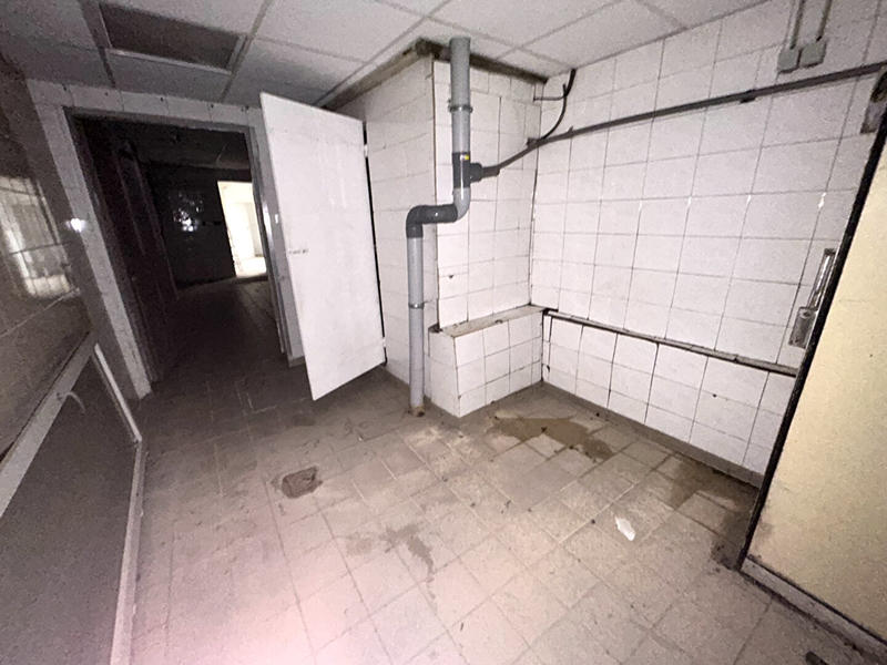 Immeuble - 102 m² - 8 pièces