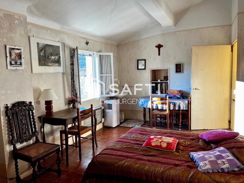 Maison - 140 m² - 7 pièces