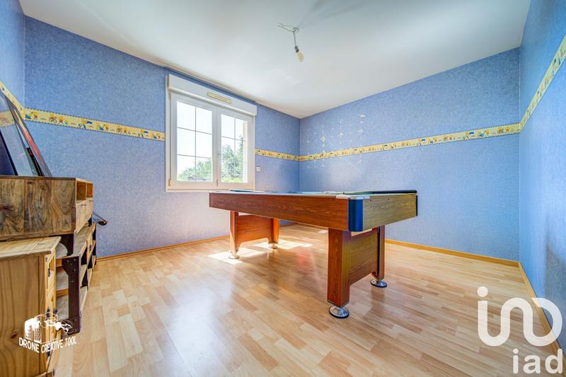 Maison - 219 m² - 9 pièces