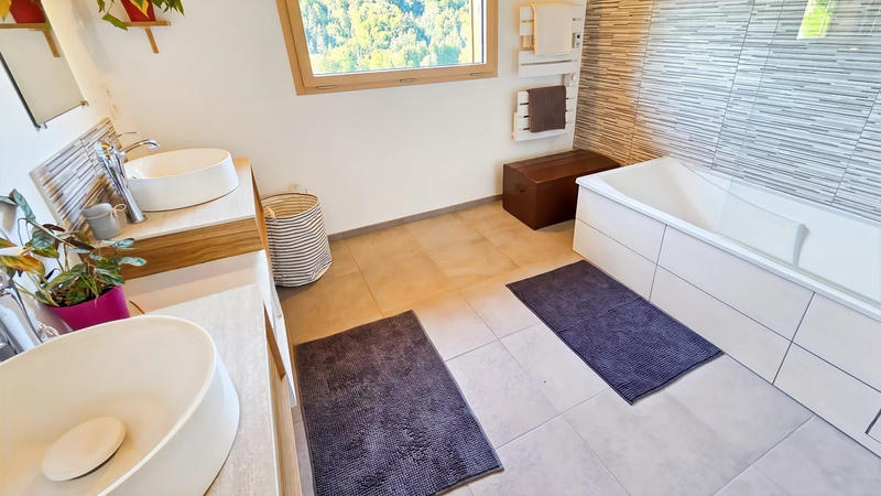 Châlet - 156 m² - 6 pièces