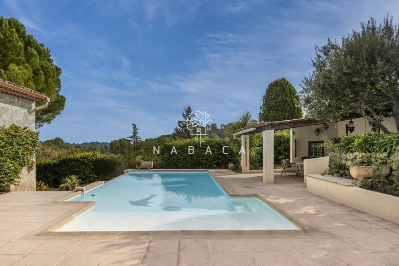 Maison - 176 m² - 6 pièces