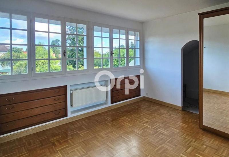 Maison - 170 m² - 7 pièces