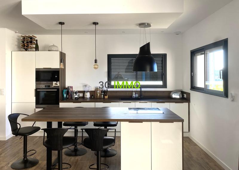 Maison traditionnelle - 100 m² - 5 pièces