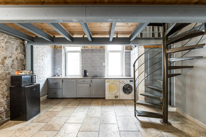 Appartement - 107 m² - 2 pièces