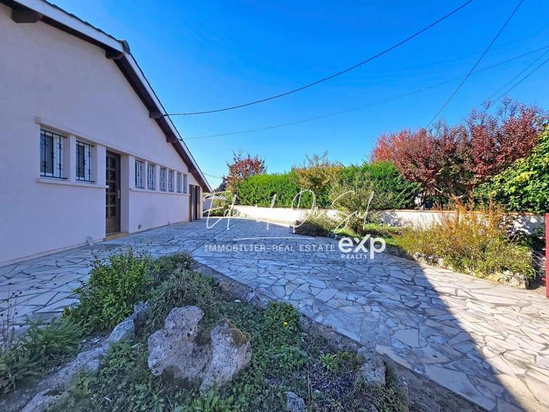 Maison - 98 m² - 4 pièces