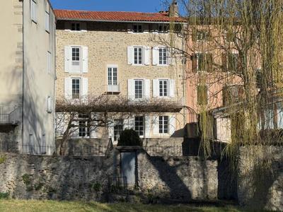 Maison en pierre - 394 m² - 11 pièces