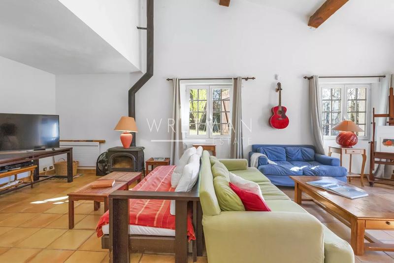 Villa - 208 m² - 6 pièces