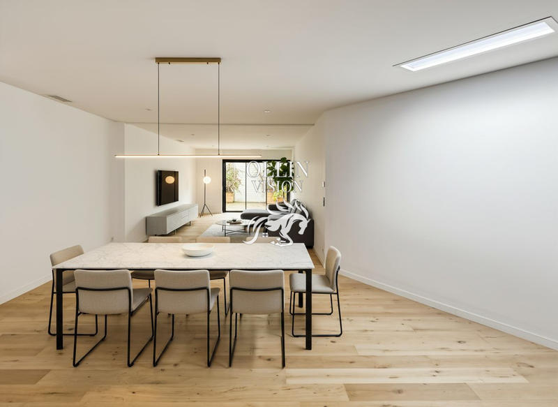 Appartement - 180 m² - 6 pièces