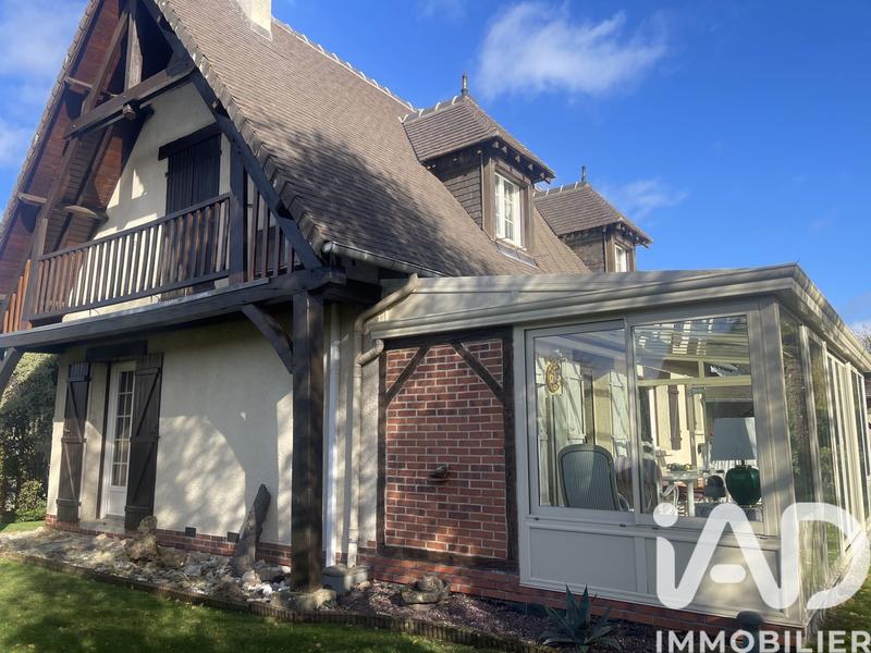 Maison - 143 m² - 5 pièces