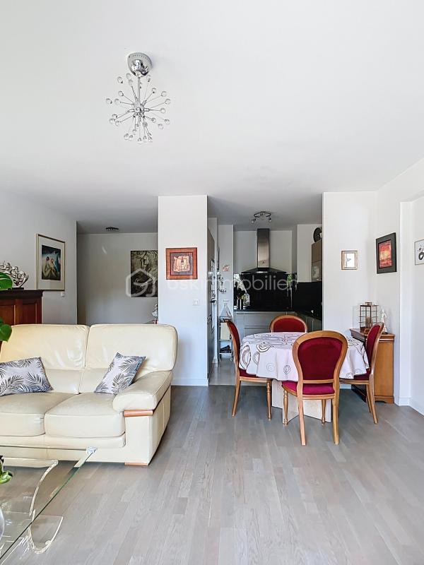 Appartement - 81 m² - 4 pièces