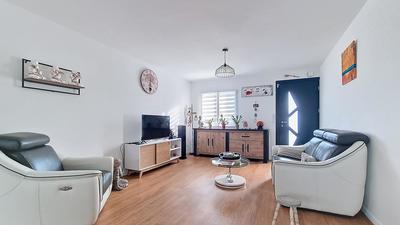 Maison - 101 m² - 5 pièces