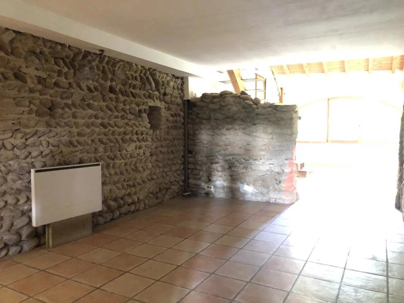 Maison - 235 m² - 5 pièces