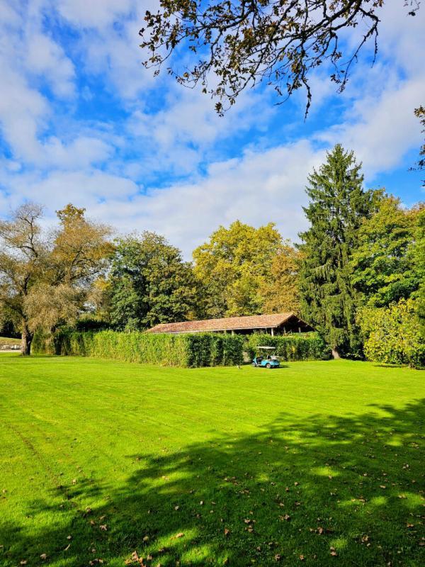 Demeure - 665 m² - 20 pièces