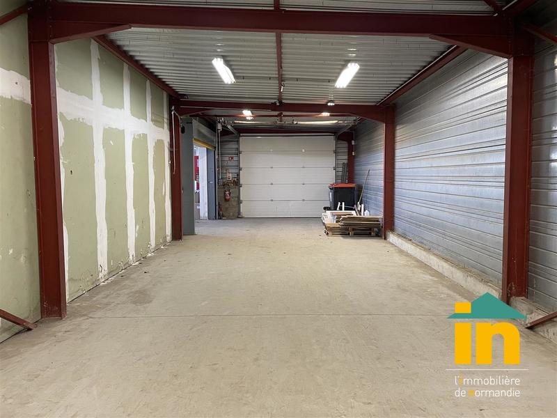 Local commercial - 1 460 m²