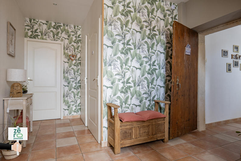 Maison - 215 m² - 7 pièces