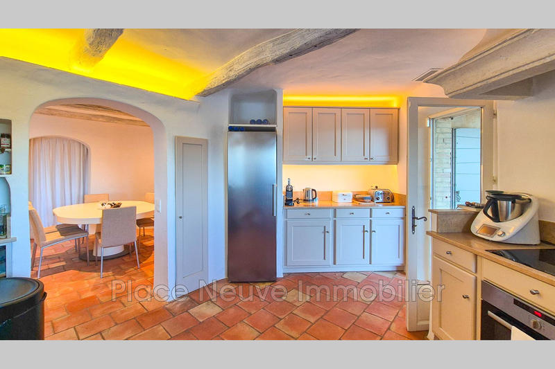 Maison - 180 m² - 5 pièces