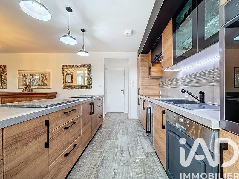 Maison - 81 m² - 5 pièces