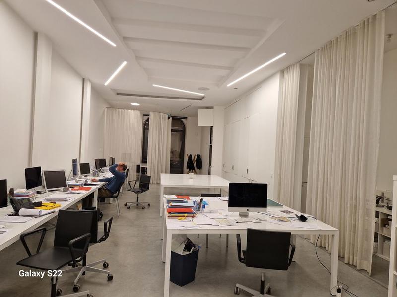 Bureau - 103 m² - 1 pièce