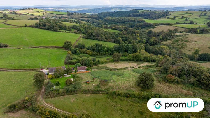 Maison traditionnelle - 177 m² - 4 pièces