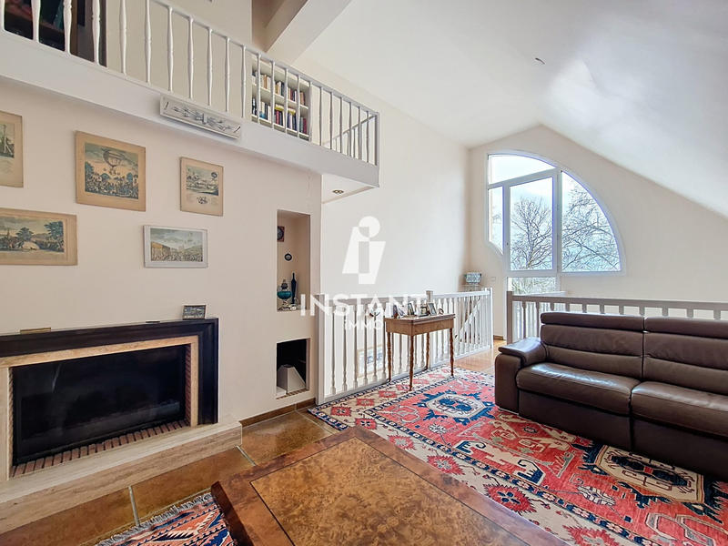 Duplex - 135 m² - 6 pièces