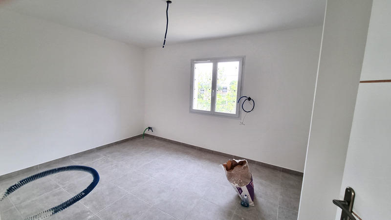 Villa - 90 m² - 4 pièces