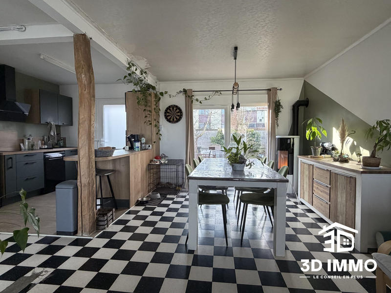 Maison - 105 m² - 5 pièces