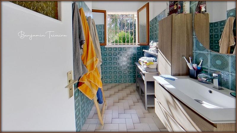 Maison - 204 m² - 7 pièces