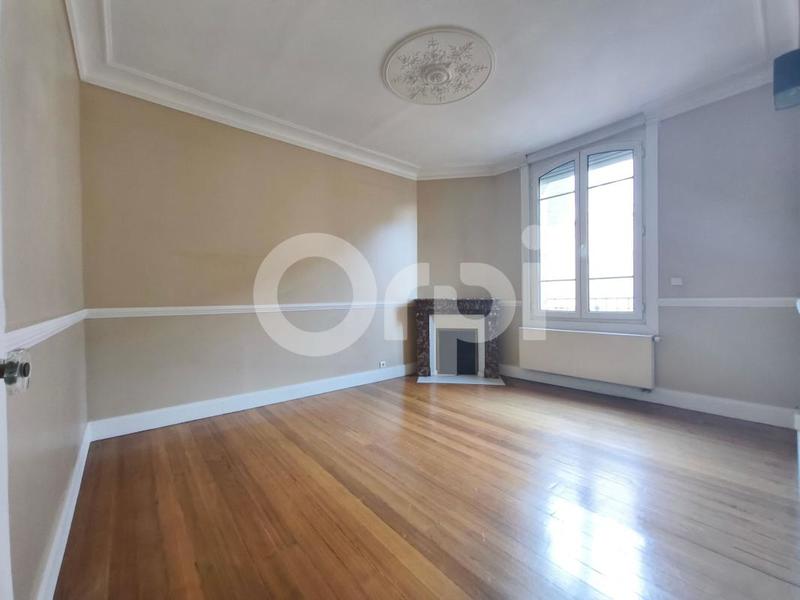 Appartement - 81 m² - 3 pièces