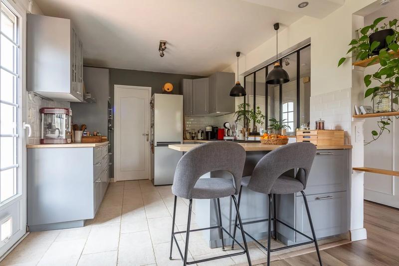 Maison - 104 m² - 5 pièces