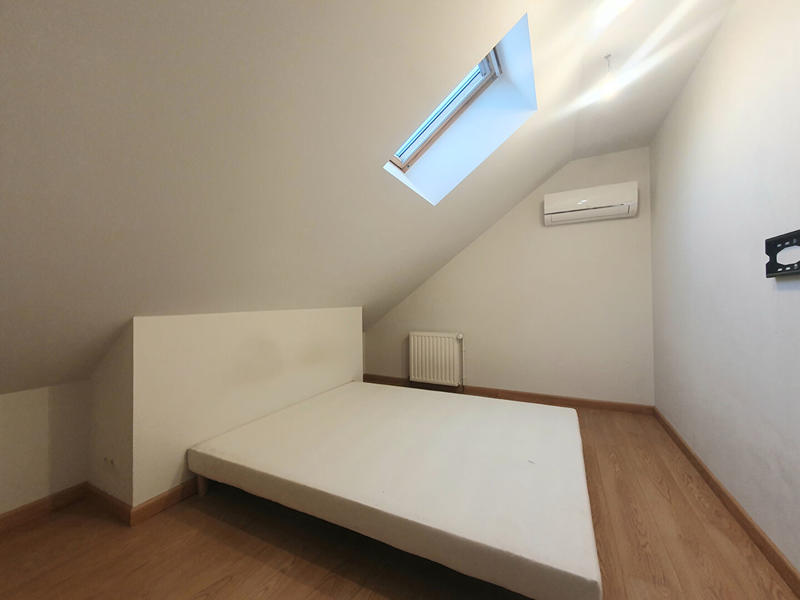 Maison - 93 m² - 4 pièces