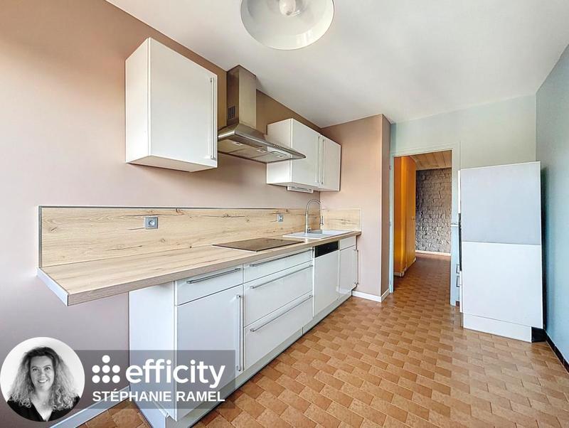 Appartement - 93 m² - 4 pièces